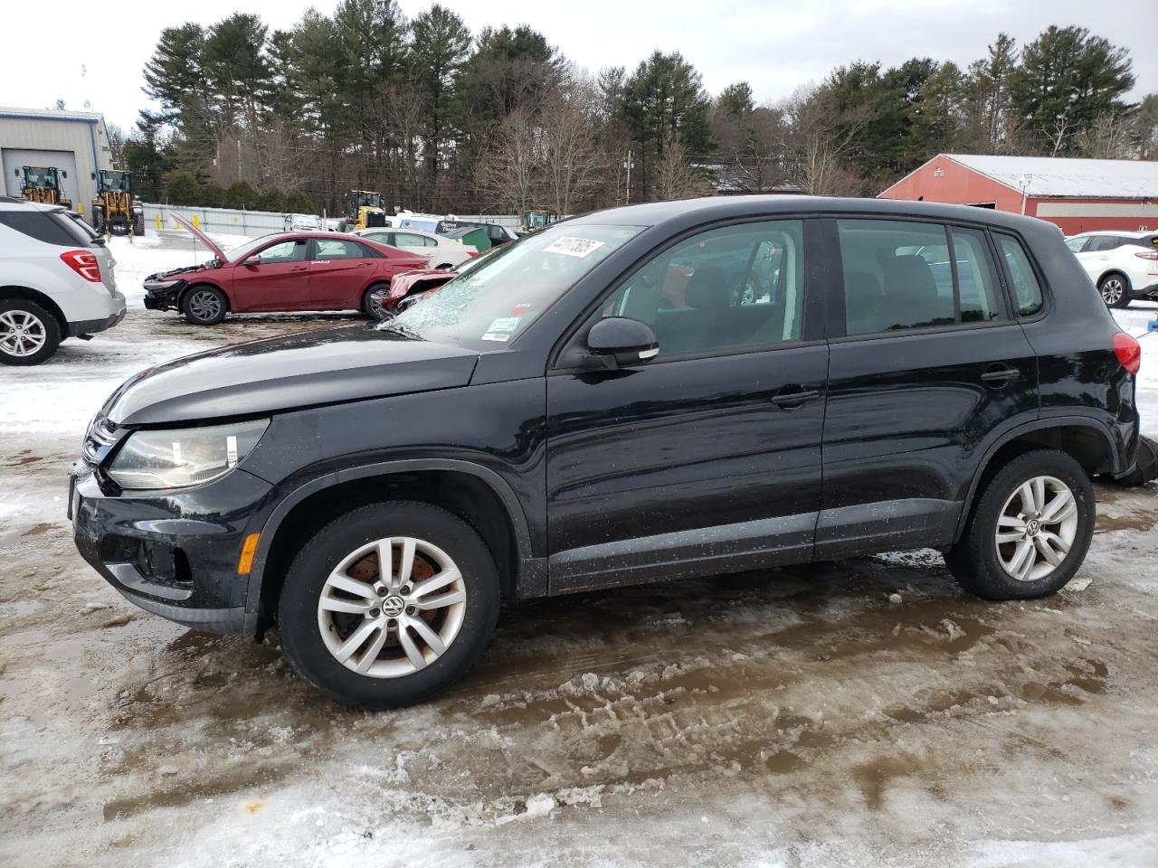 VOLKSWAGEN TIGUAN 2013