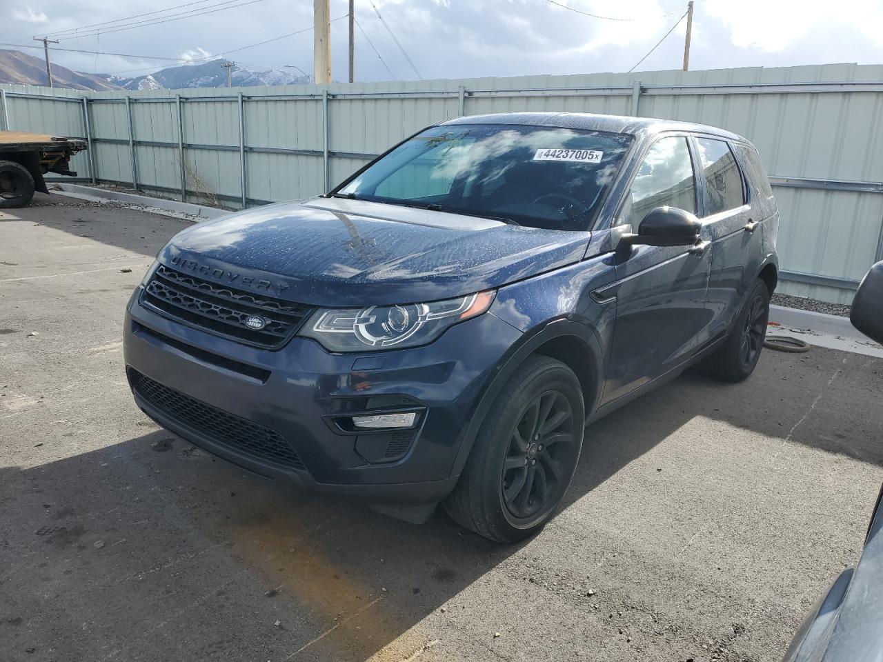 LAND ROVER DISCOVERY 2016