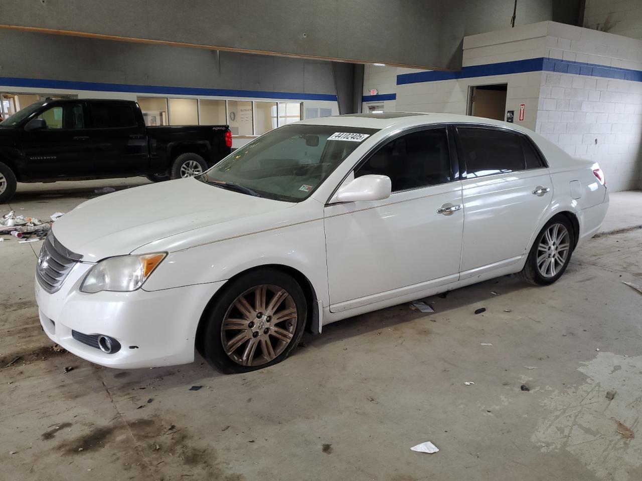 TOYOTA AVALON XL 2009