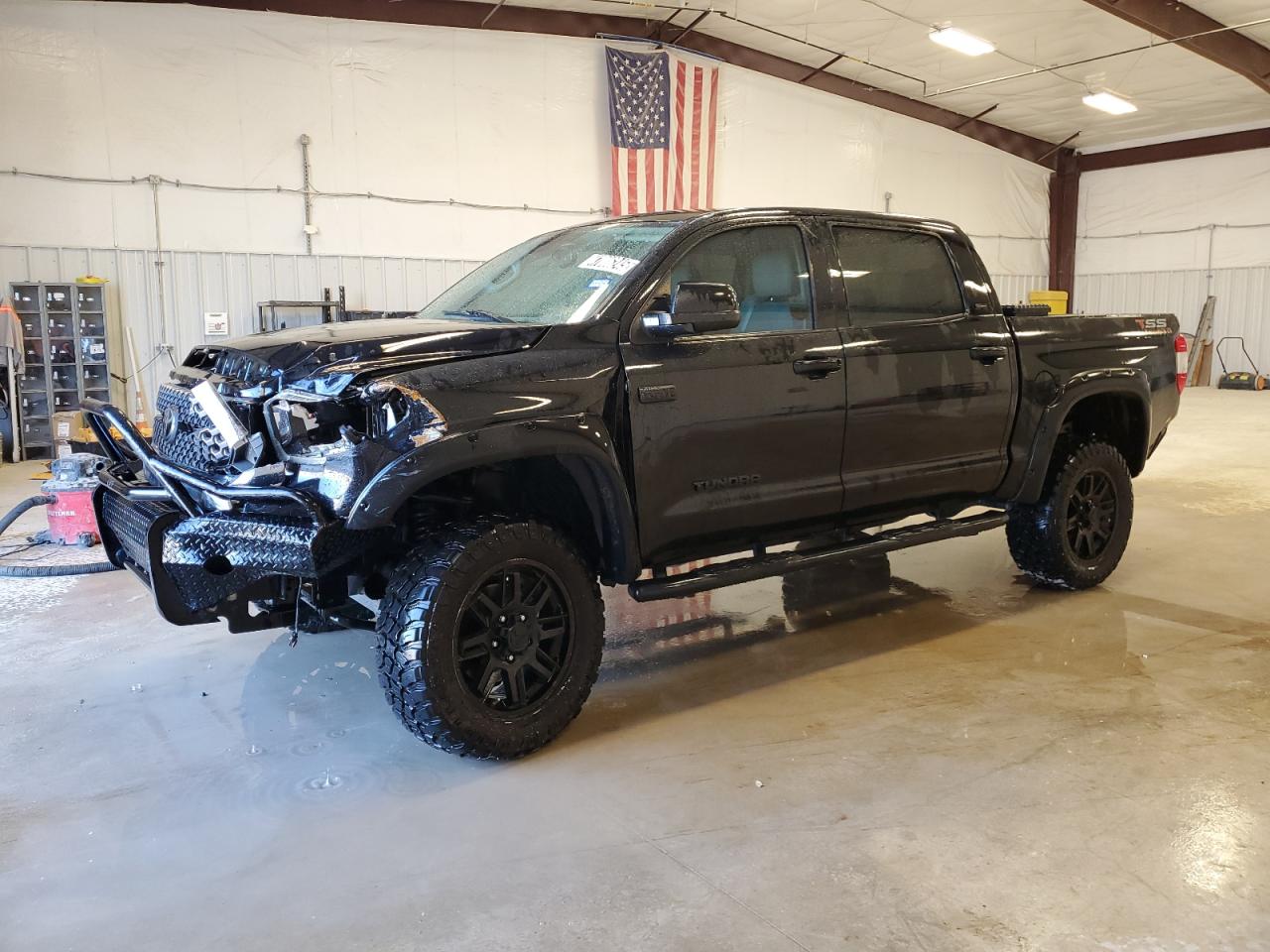 TOYOTA TUNDRA CRE 2021