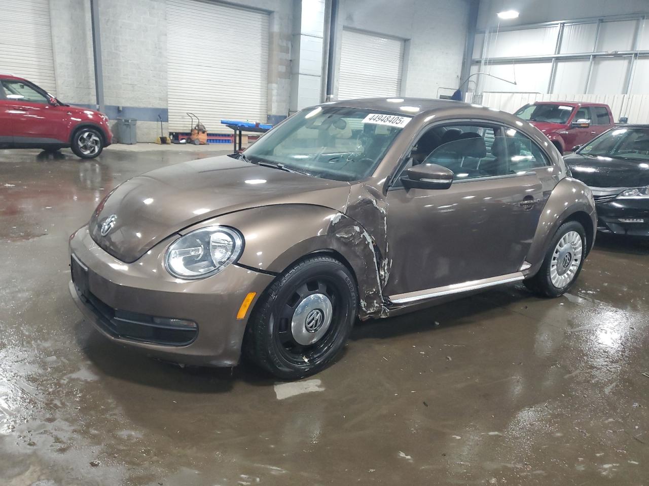 VOLKSWAGEN BEETLE 2013