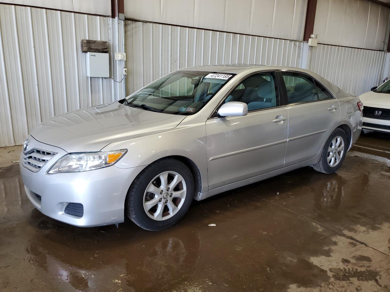 TOYOTA CAMRY BASE 2010