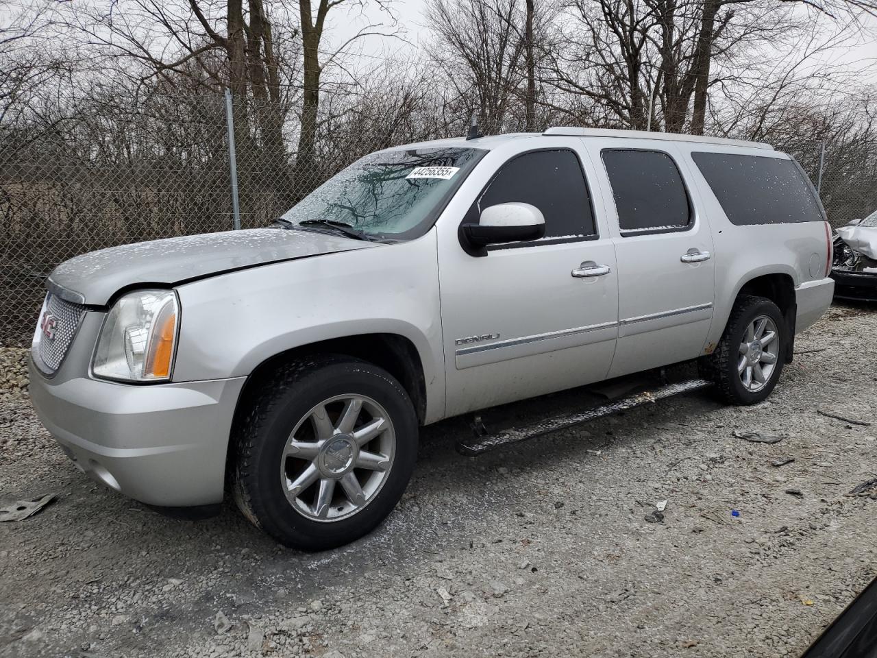 GMC YUKON XL D 2013