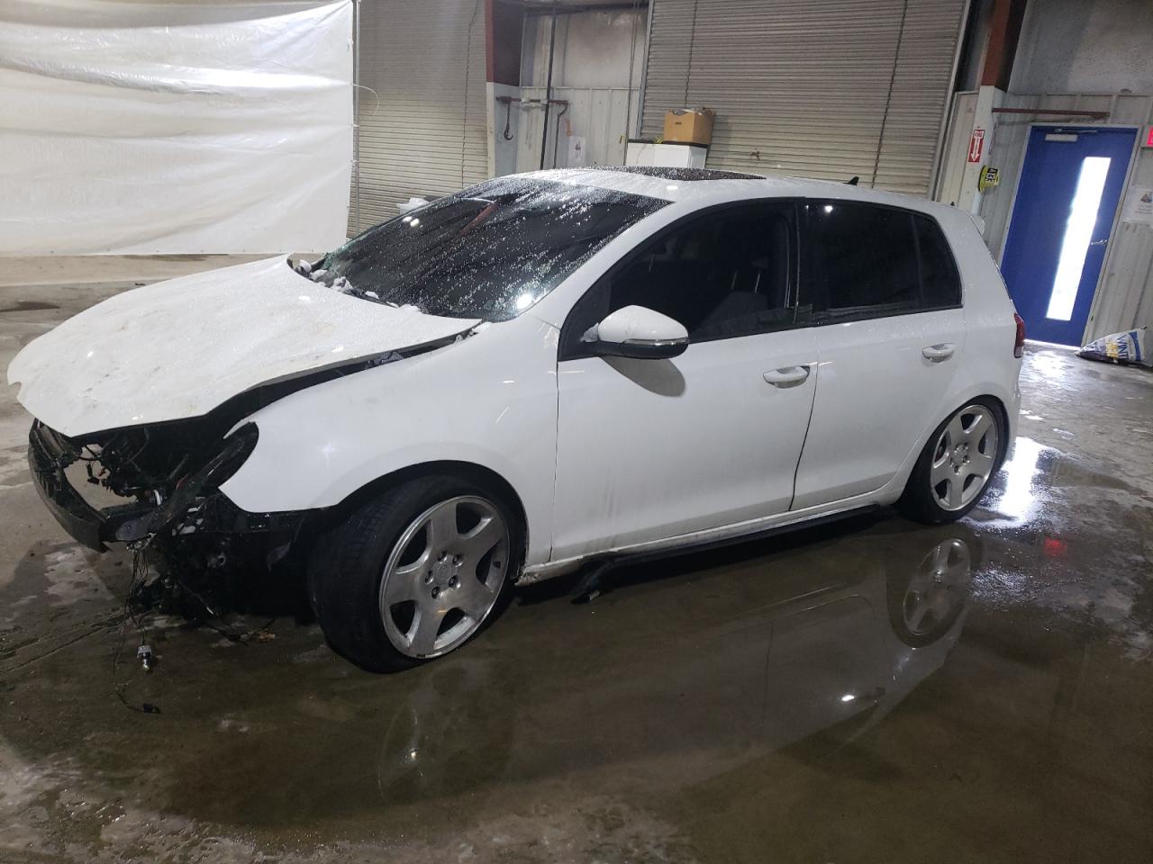 VOLKSWAGEN GTI 2013