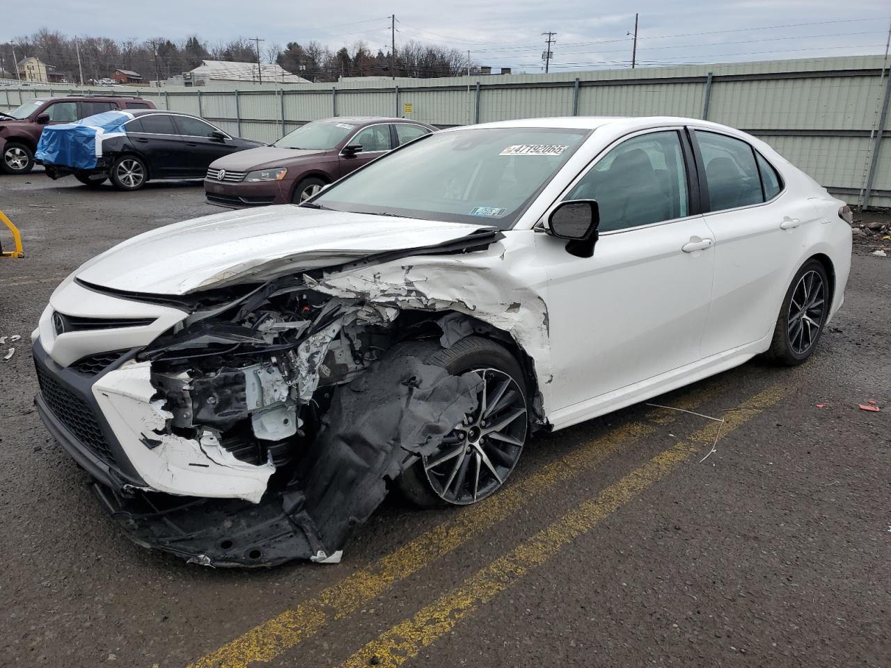 TOYOTA CAMRY SE N 2023