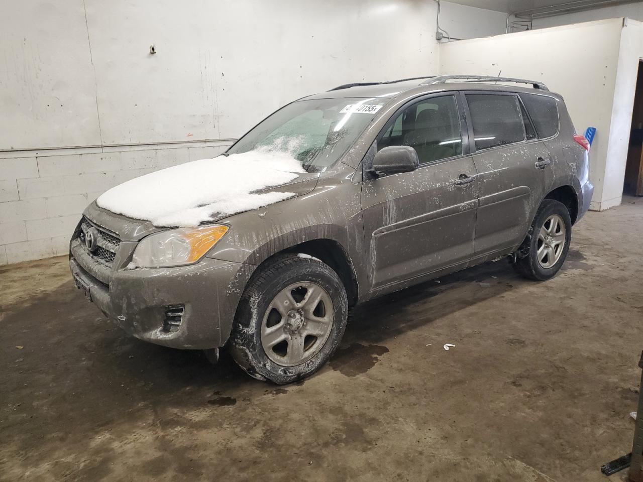 TOYOTA RAV4 2011