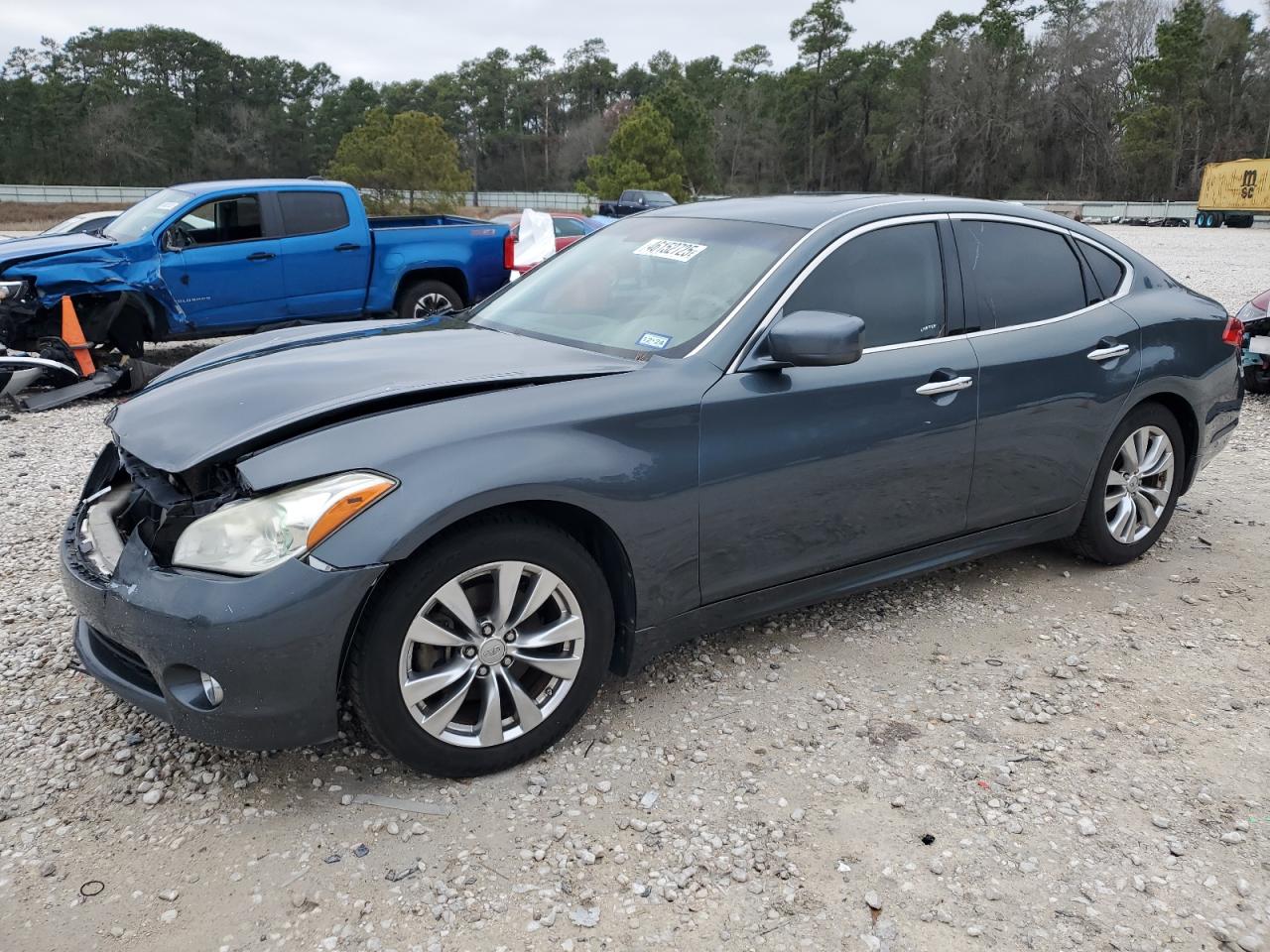 INFINITI M37 2012