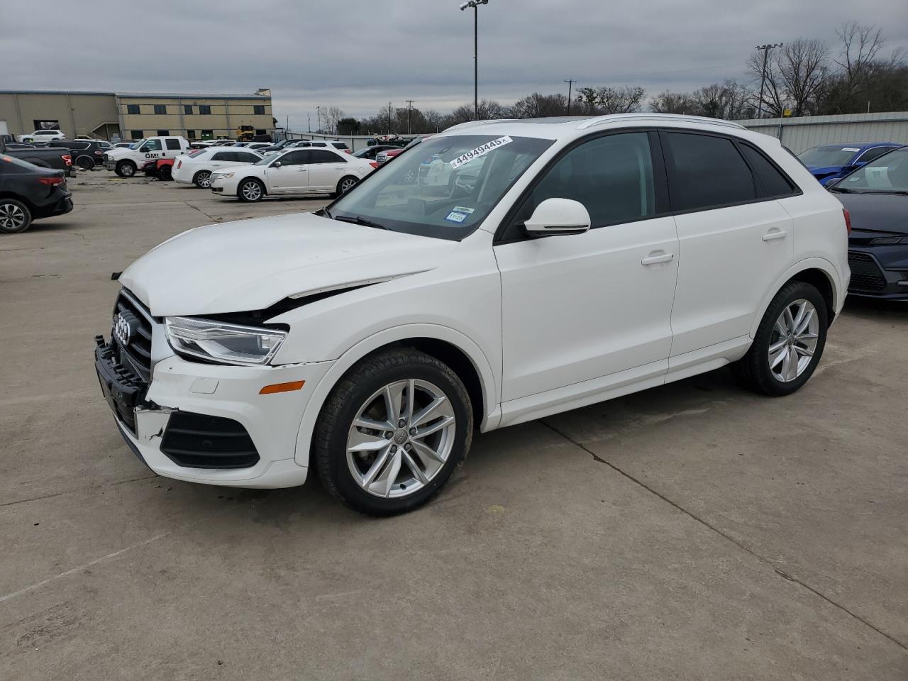 AUDI Q3 PREMIUM 2017