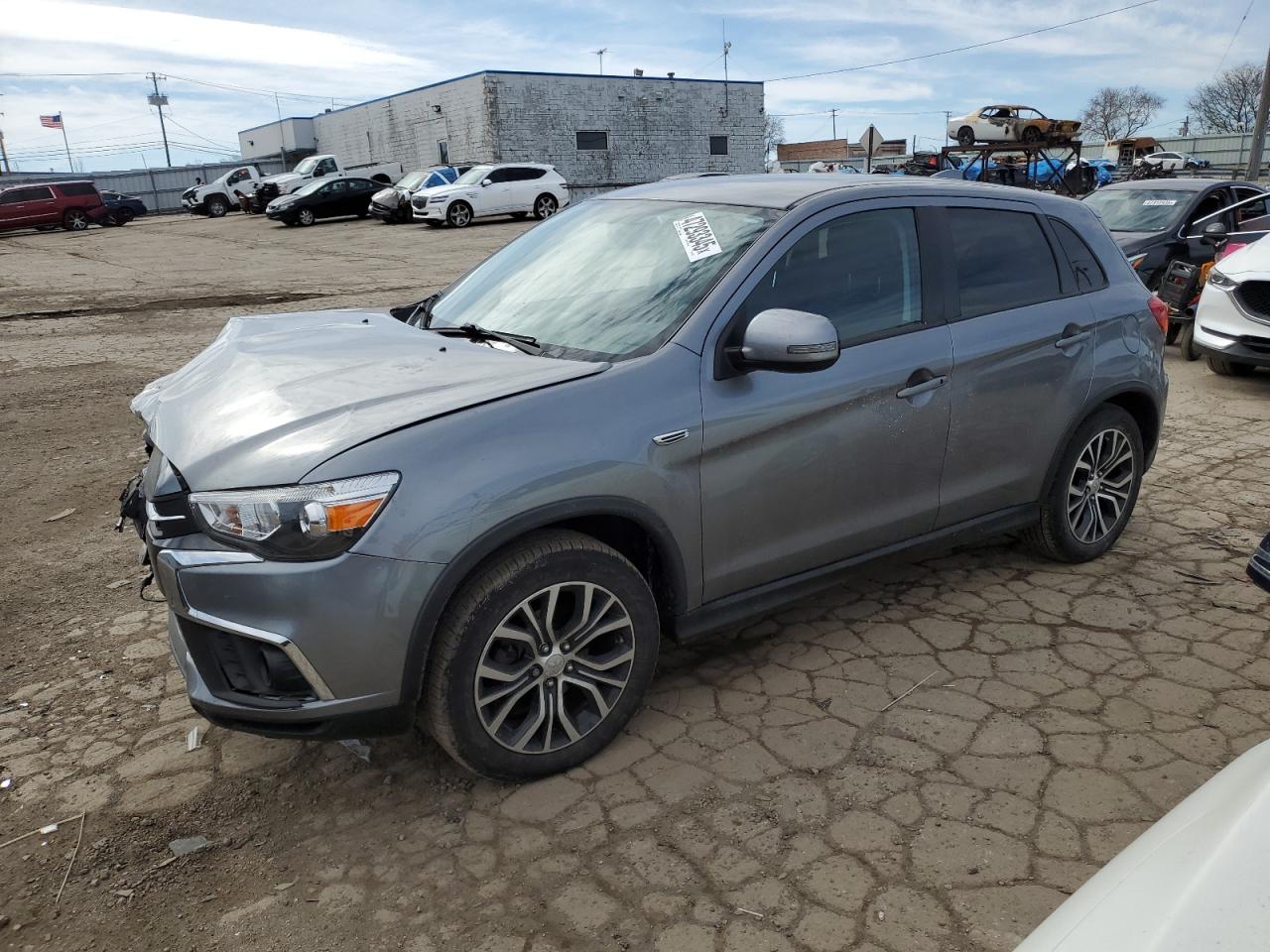 MITSUBISHI OUTLANDER 2018