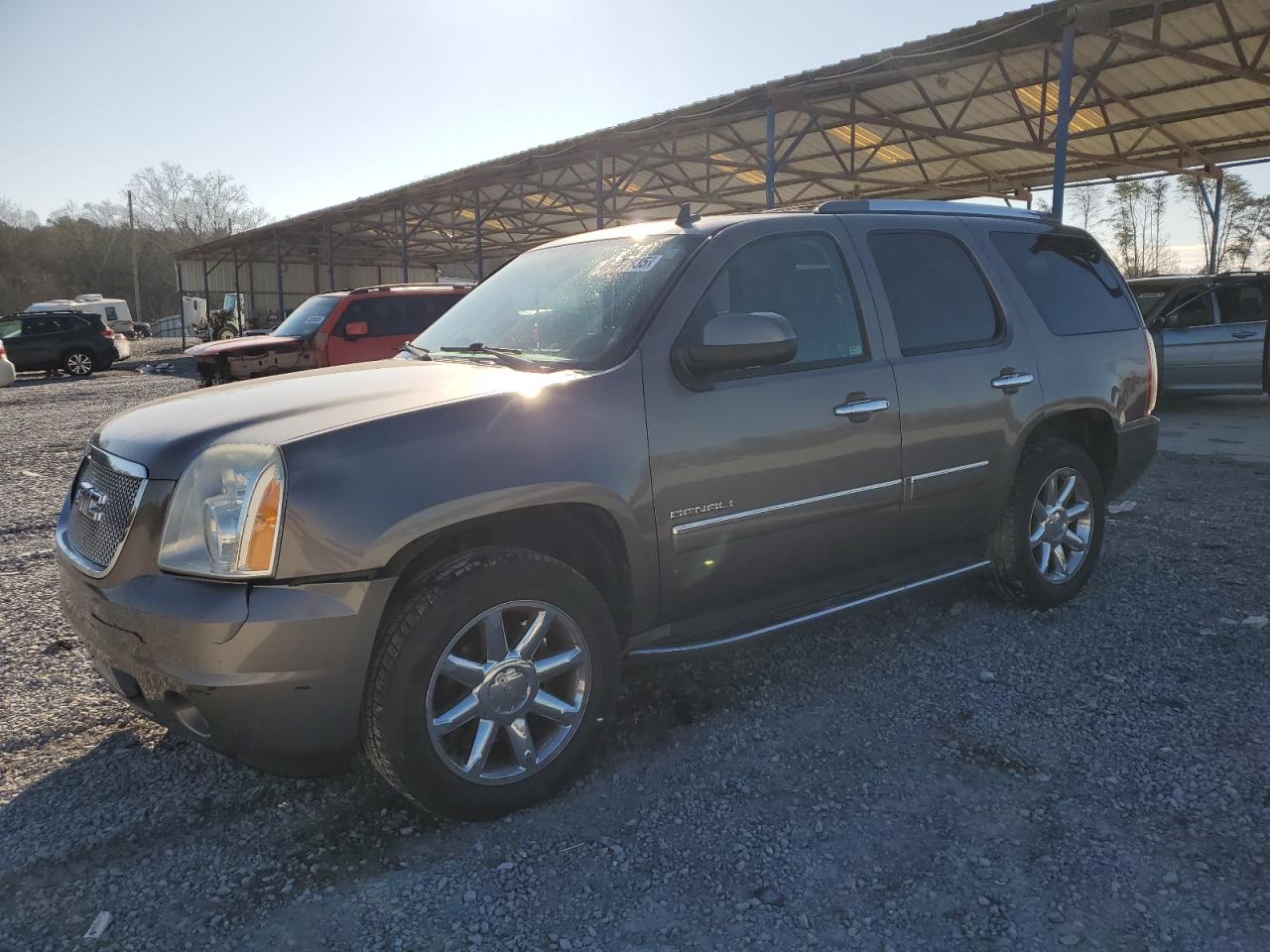 GMC YUKON DENA 2011