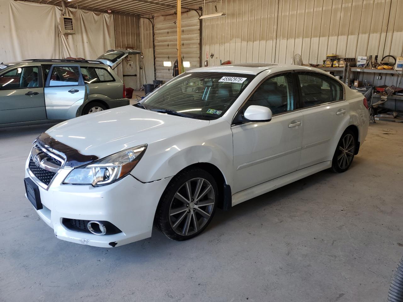 SUBARU LEGACY 2.5 2013