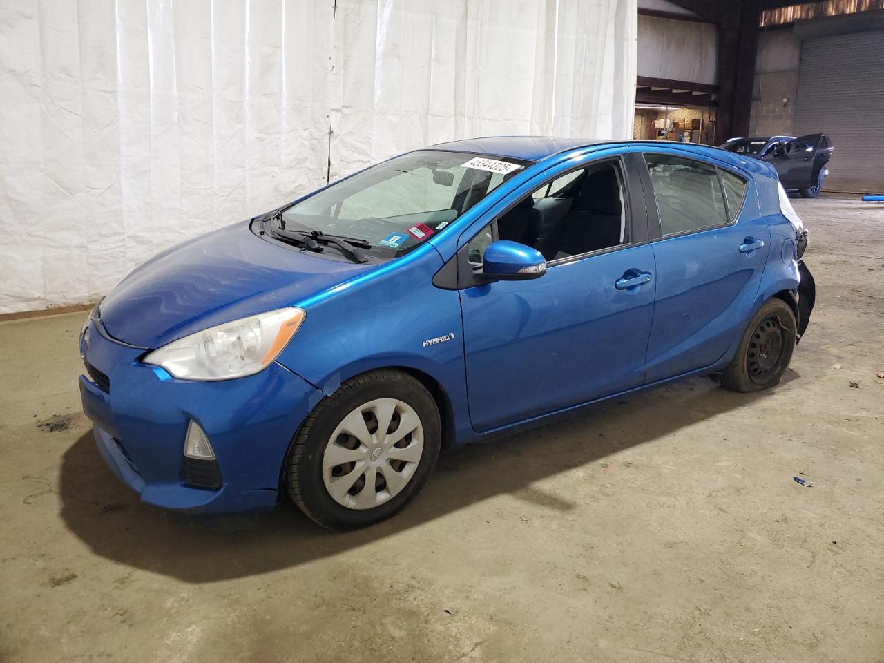 TOYOTA PRIUS C 2013