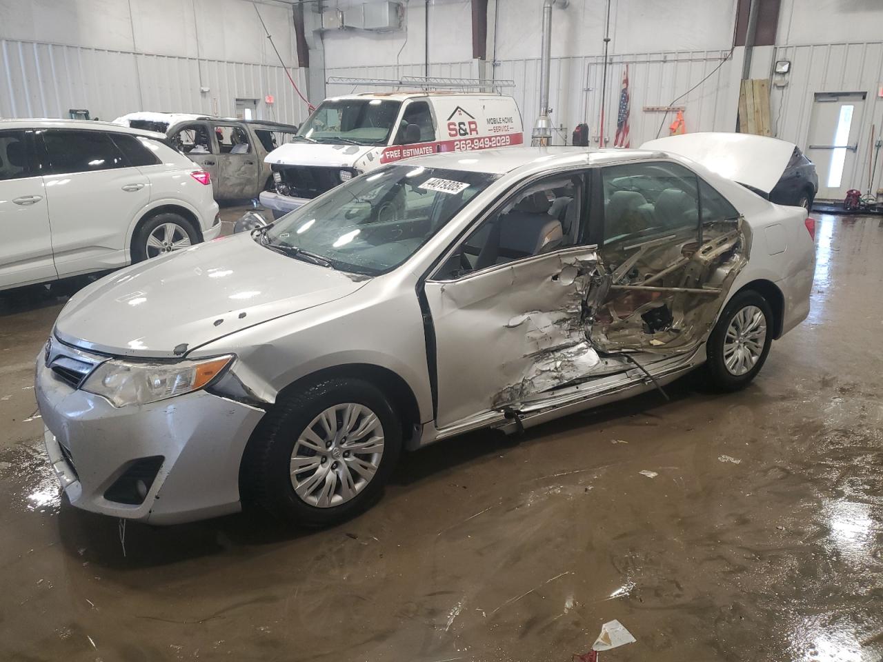 TOYOTA CAMRY BASE 2012