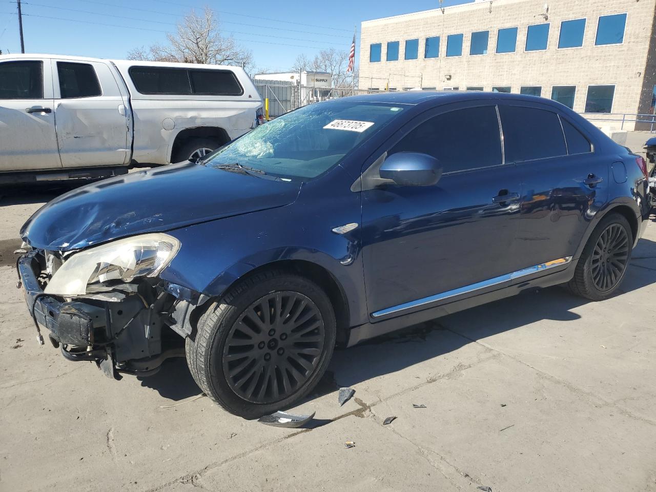 SUZUKI KIZASHI SE 2011