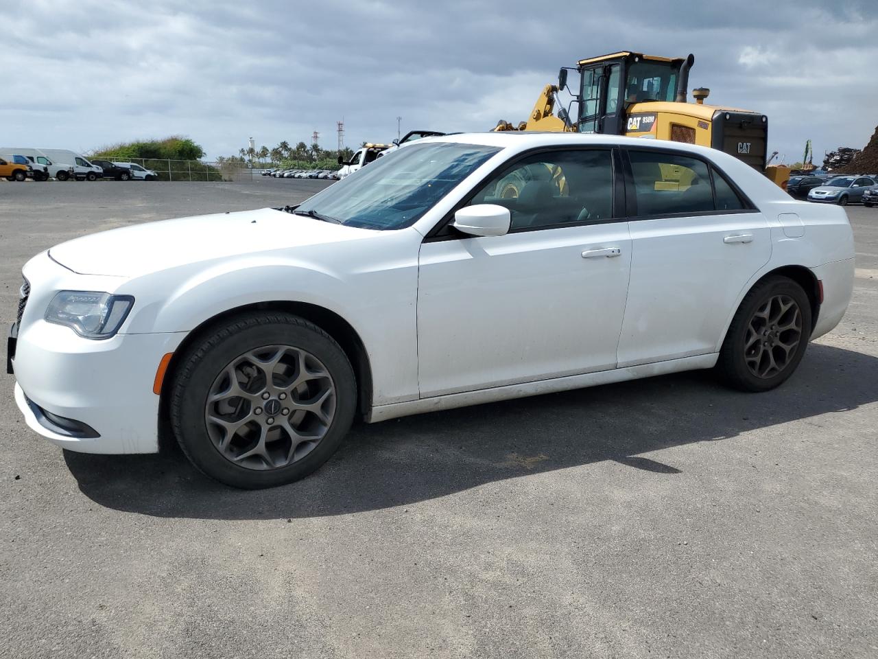 CHRYSLER 300 2015