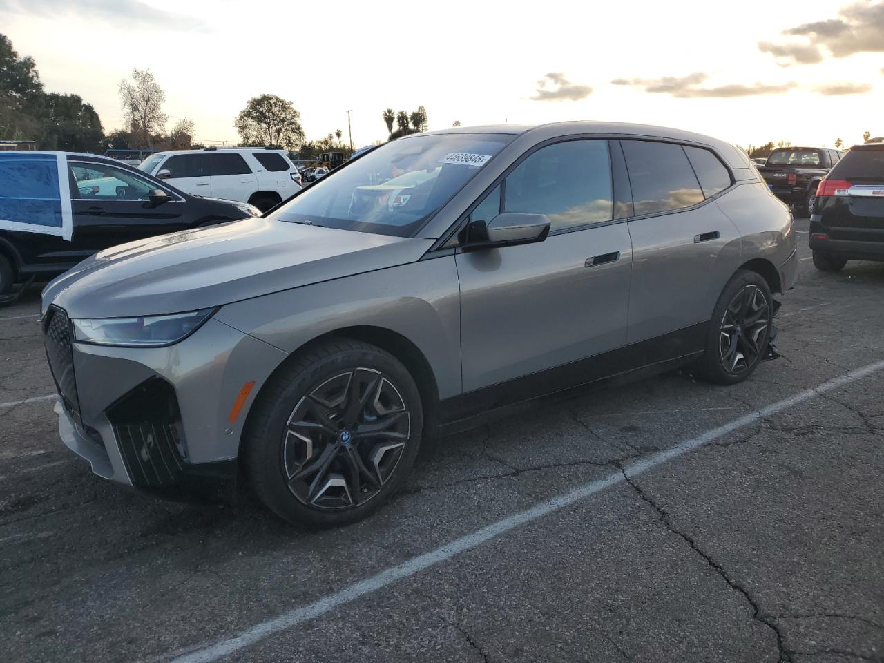 BMW IX XDRIVE5 2024