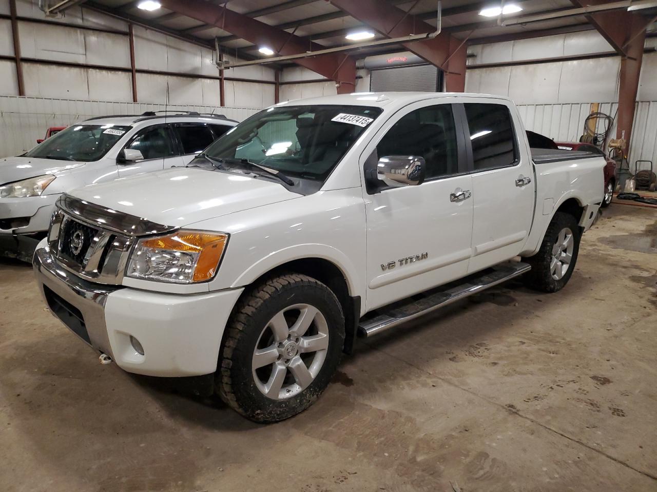NISSAN TITAN S 2015