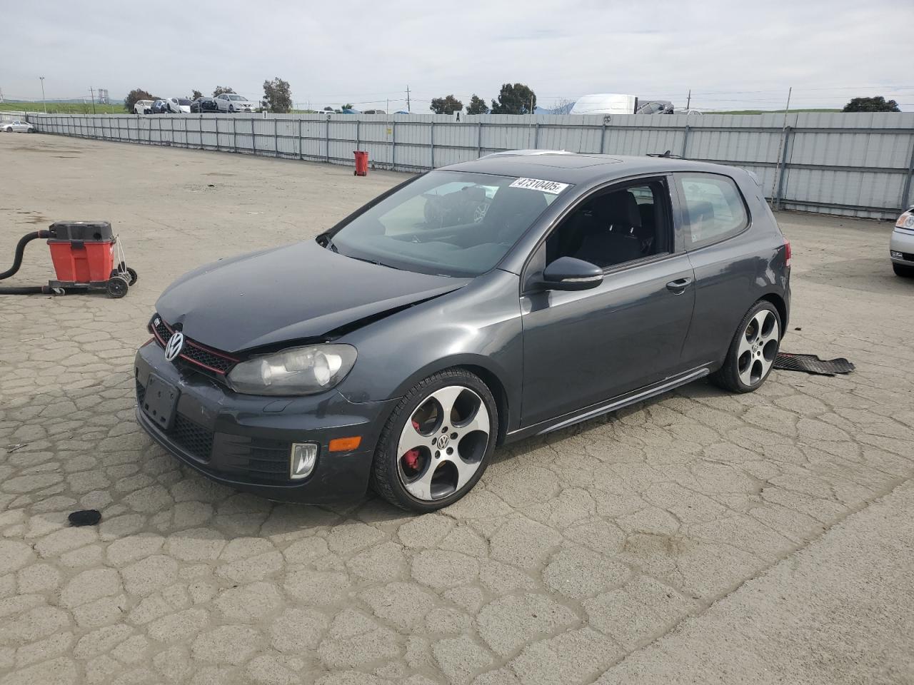 VOLKSWAGEN GTI 2011