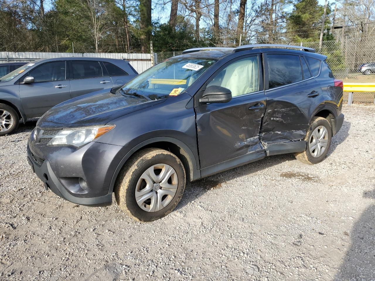 TOYOTA RAV4 LE 2015