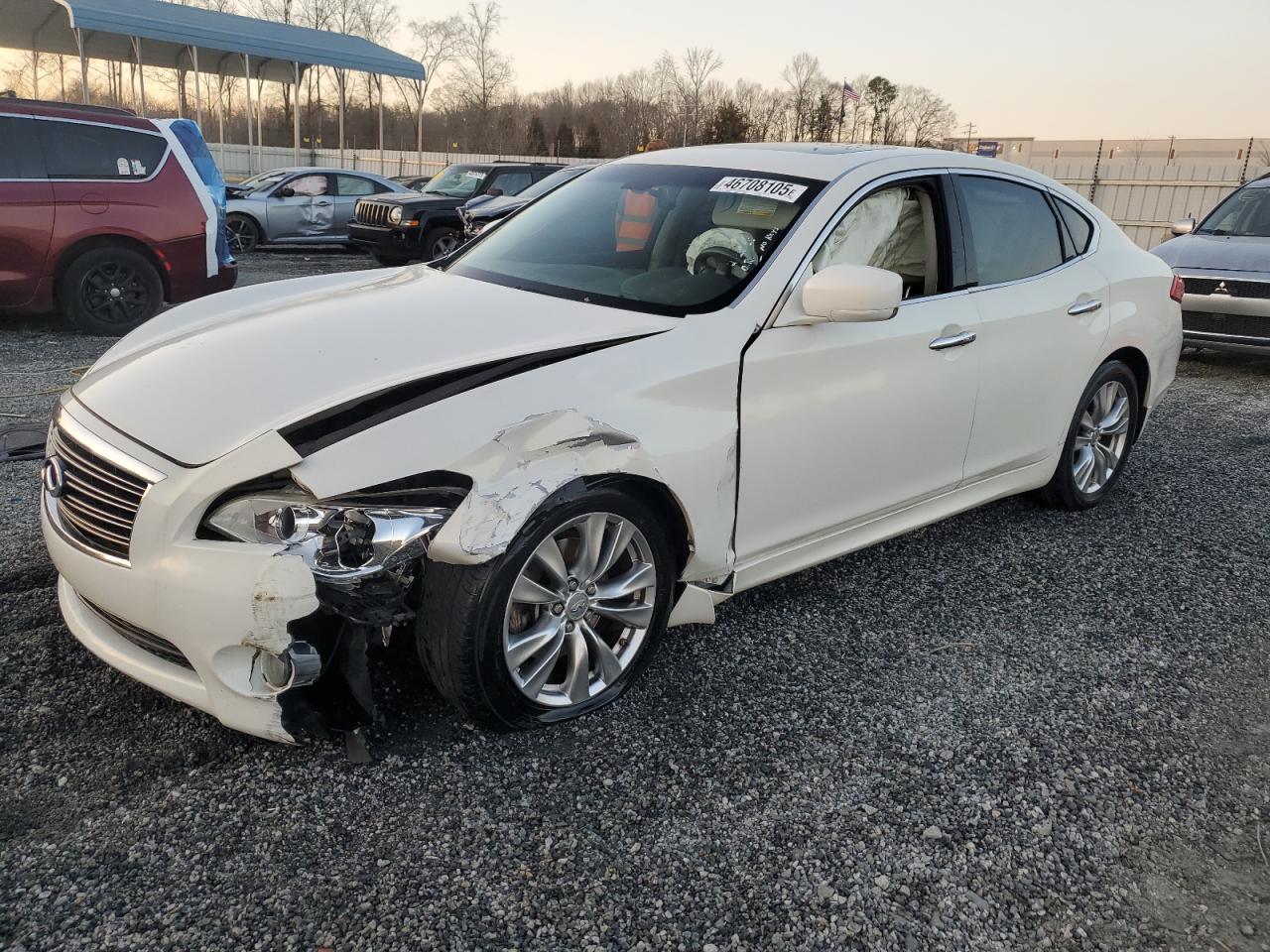 INFINITI M37 2012