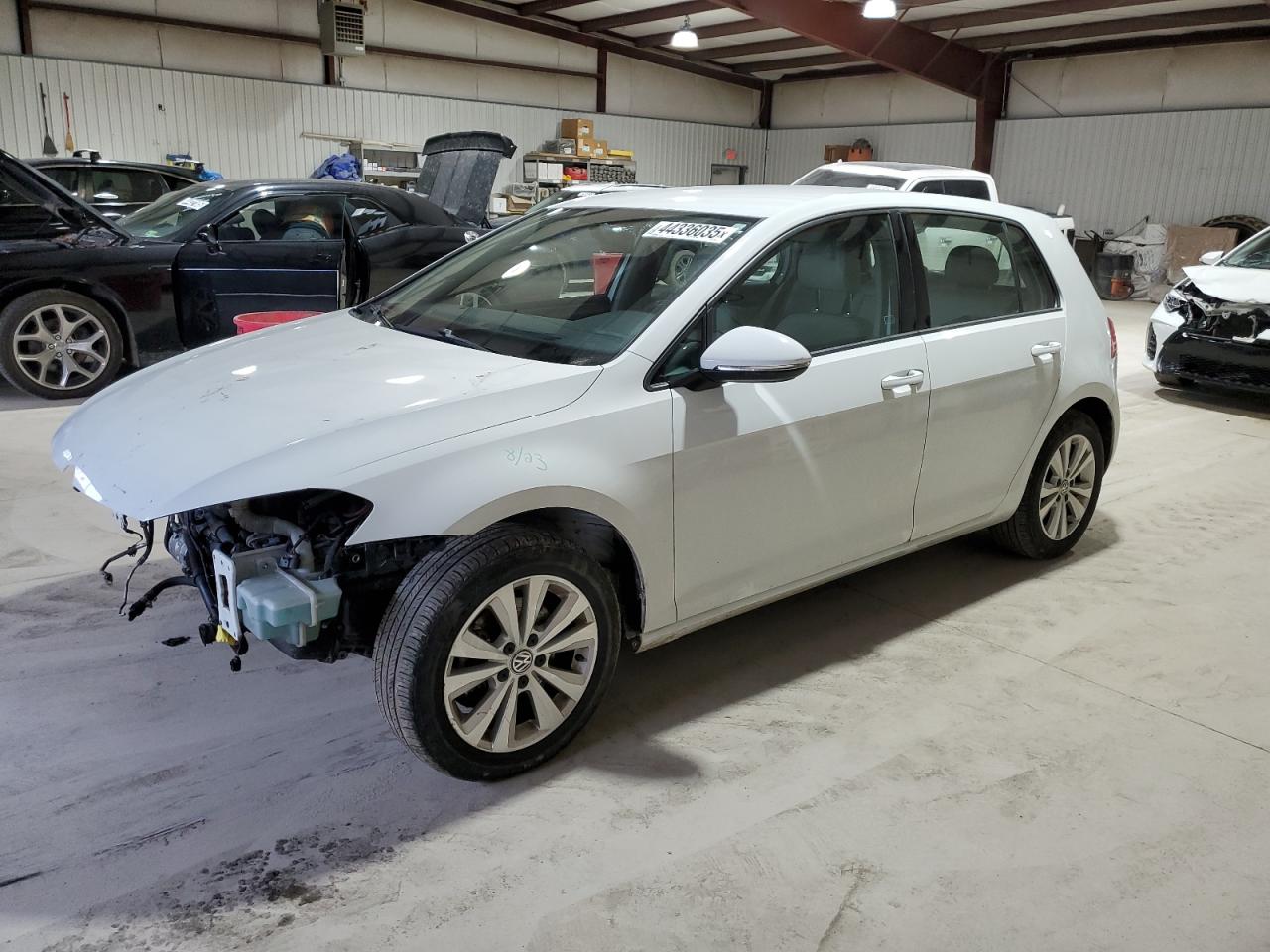 VOLKSWAGEN GOLF TDI 2015