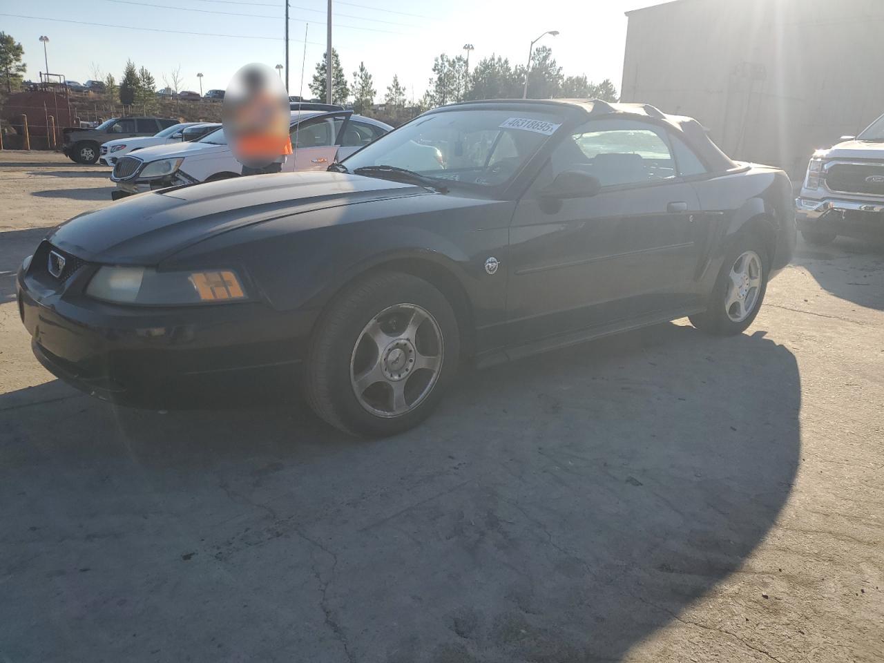 FORD MUSTANG 2004