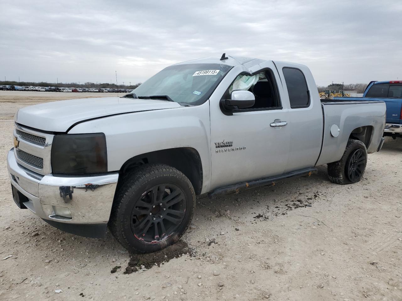 CHEVROLET SILVERADO 2013