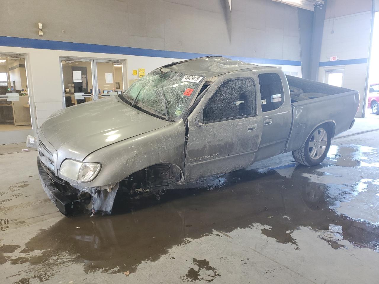 TOYOTA TUNDRA ACC 2005
