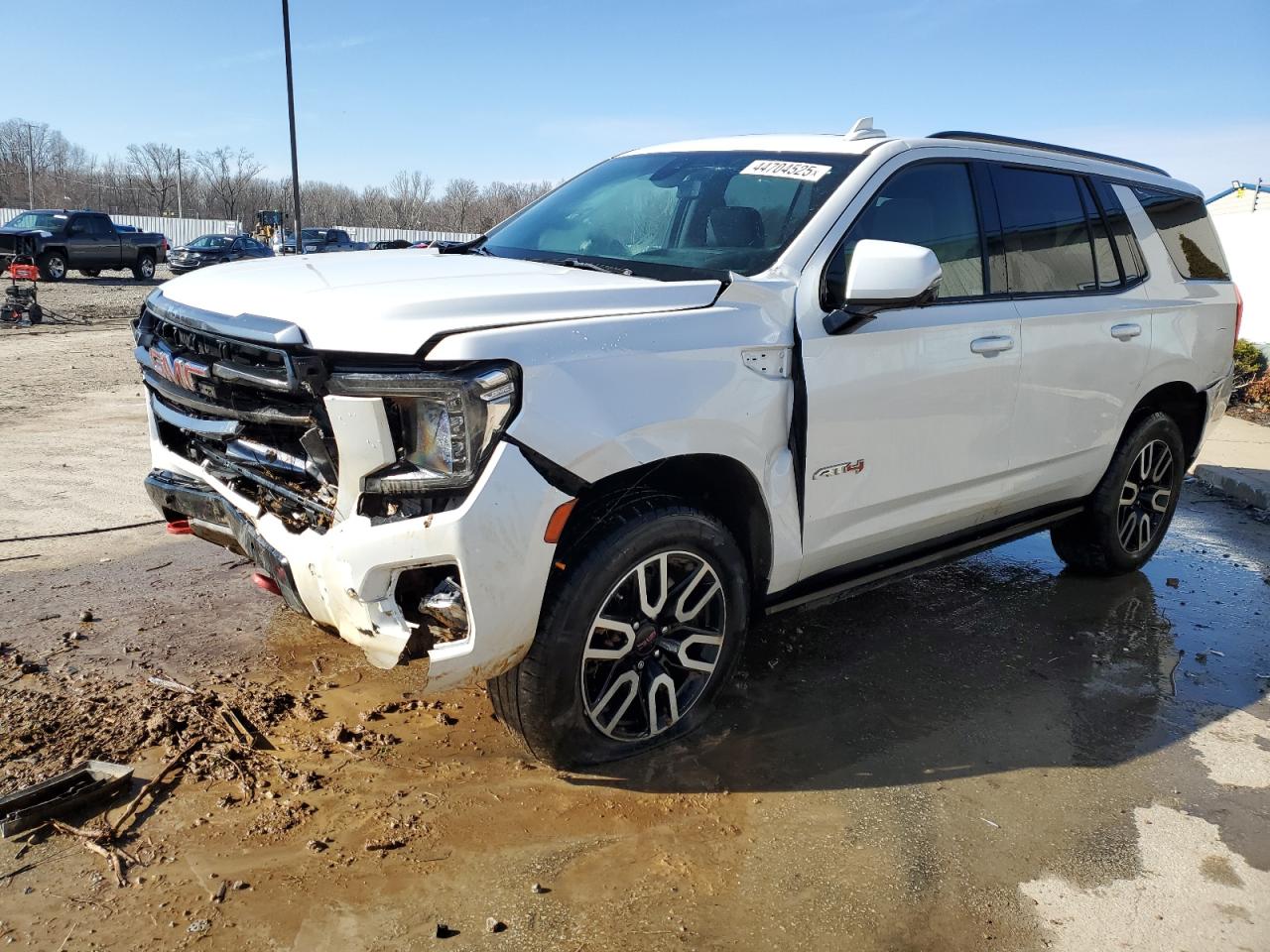 GMC YUKON AT4 2021