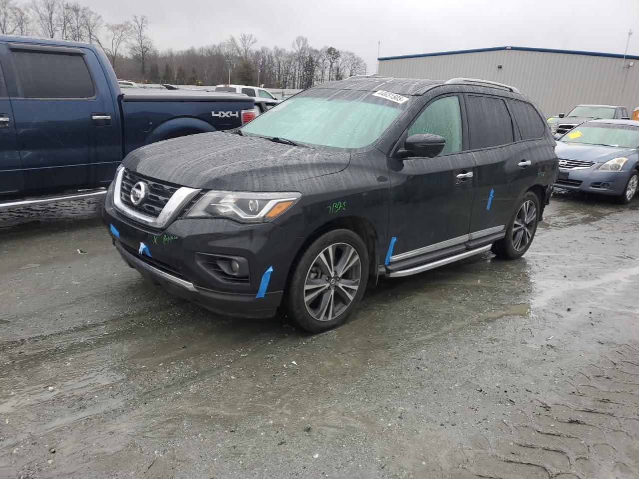 NISSAN PATHFINDER 2020