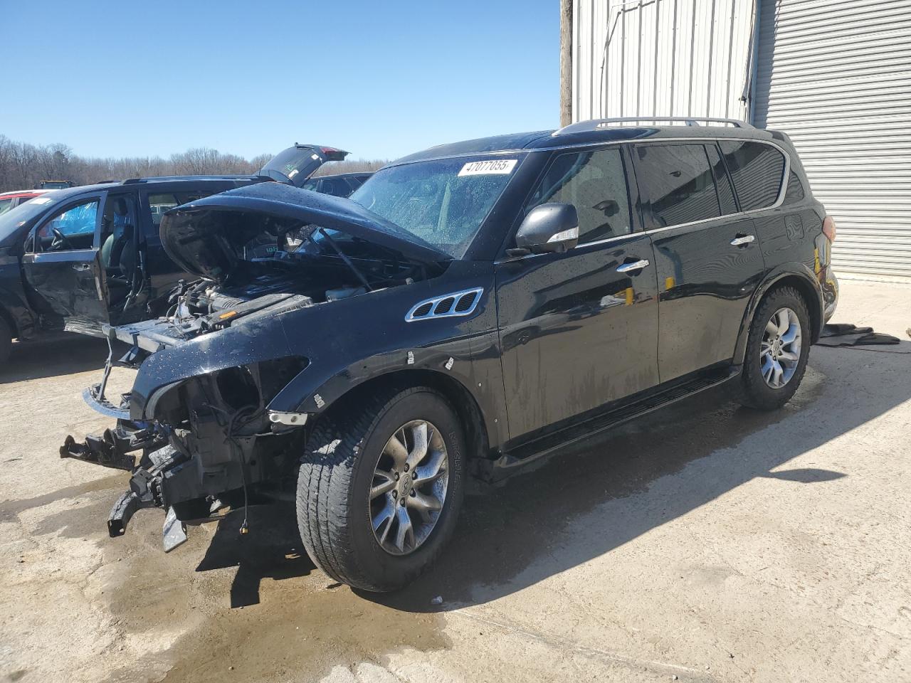 INFINITI QX56 2011