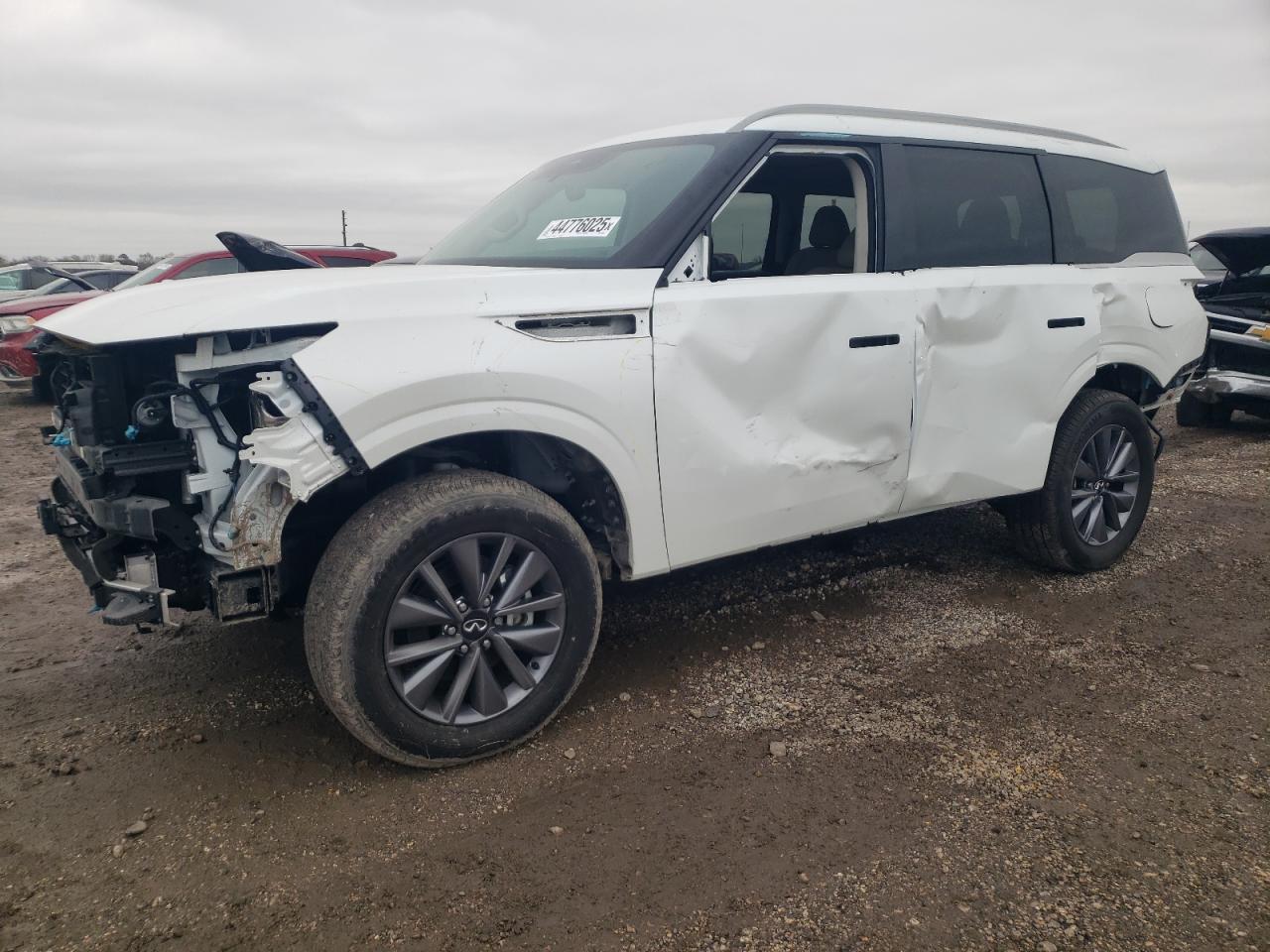 INFINITI QX80 PURE 2025