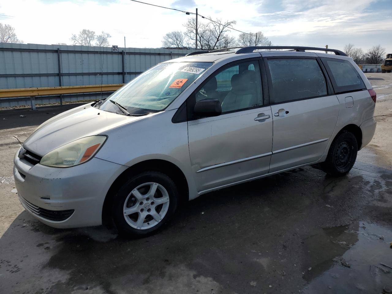TOYOTA SIENNA 2004