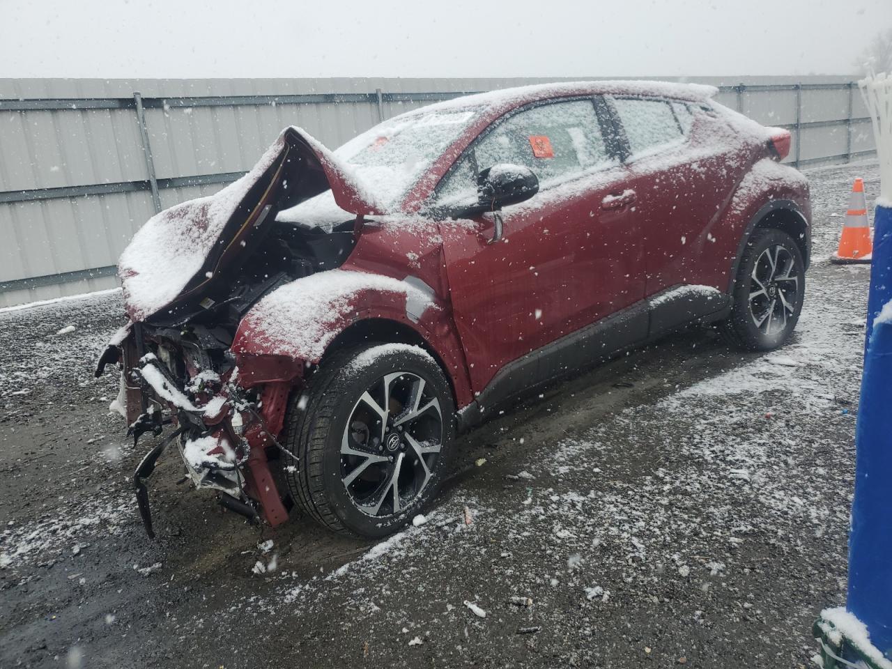 TOYOTA C-HR XLE 2018
