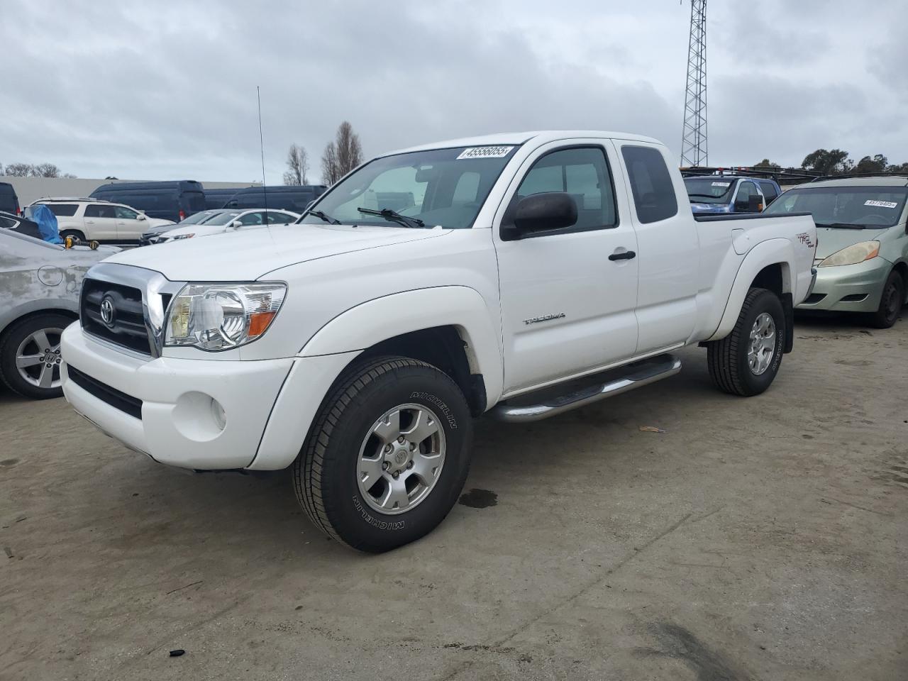 TOYOTA TACOMA ACC 2005