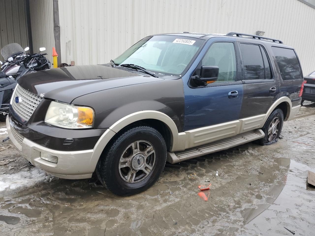 FORD EXPEDITION 2005