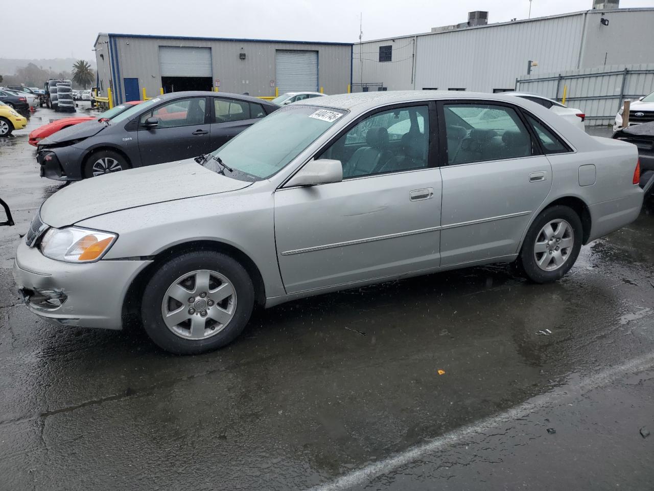 TOYOTA AVALON XL 2002