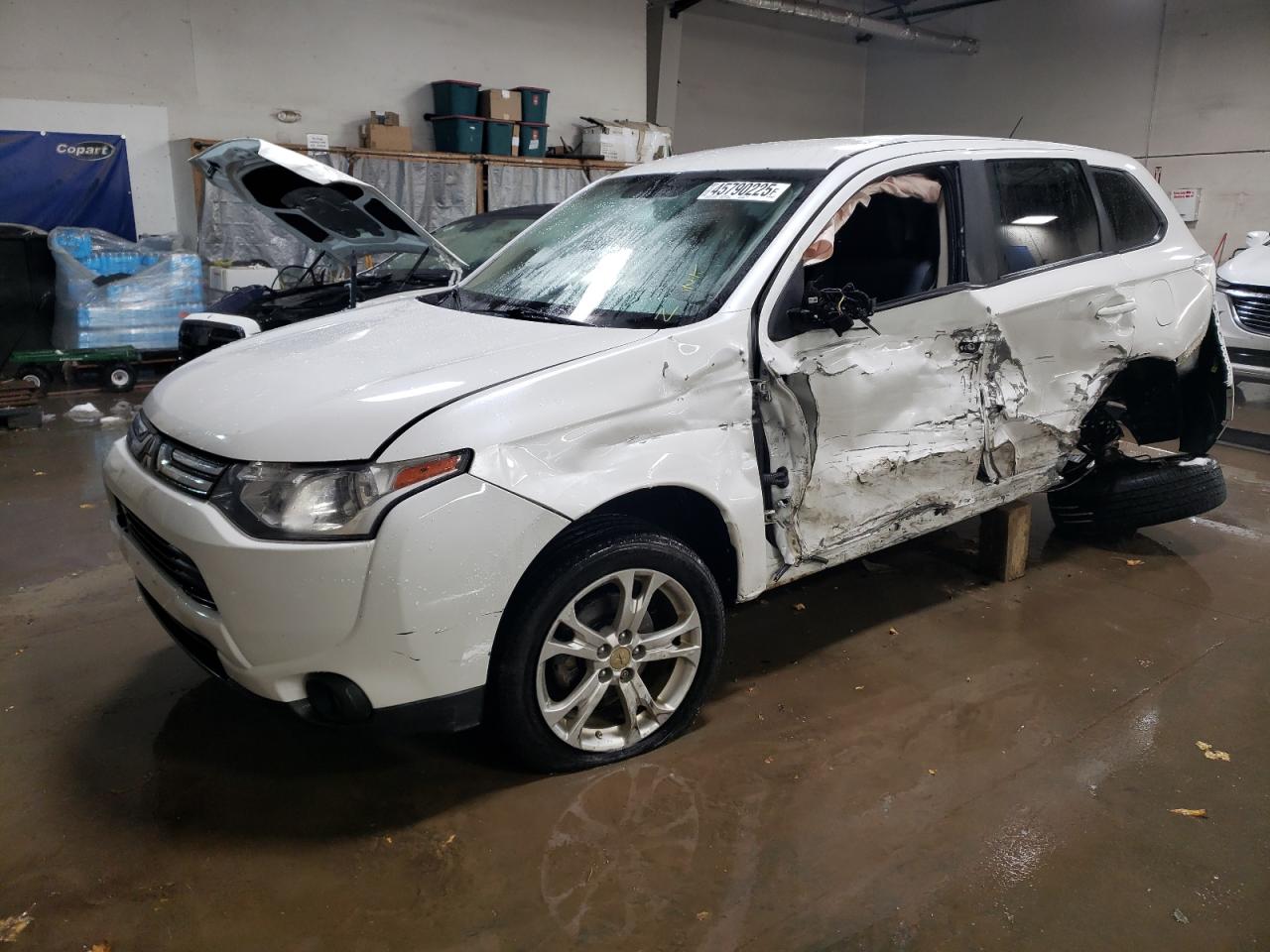 MITSUBISHI OUTLANDER 2014