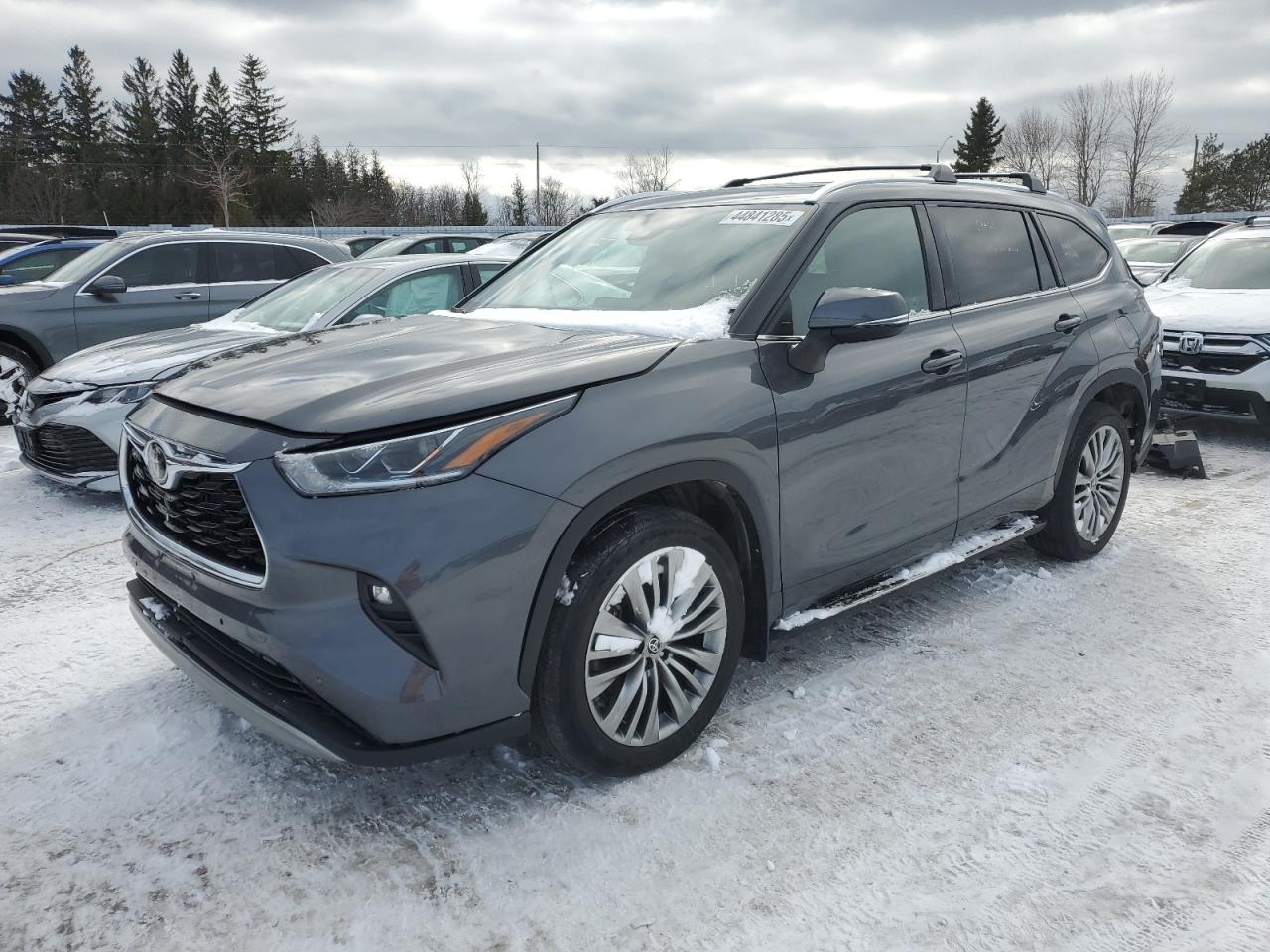 TOYOTA HIGHLANDER 2021
