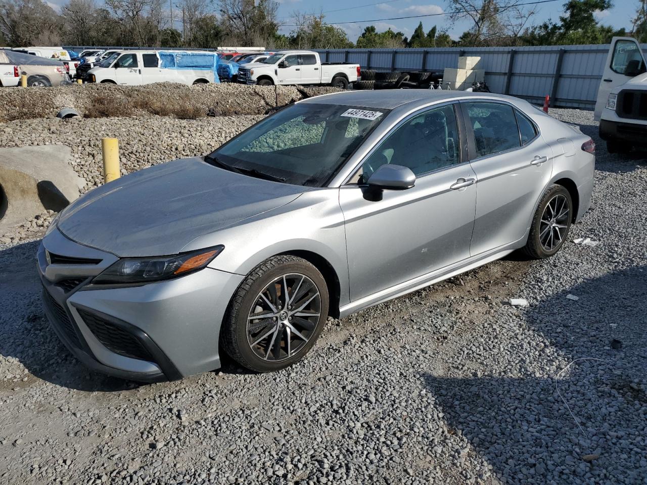 TOYOTA CAMRY SE 2021