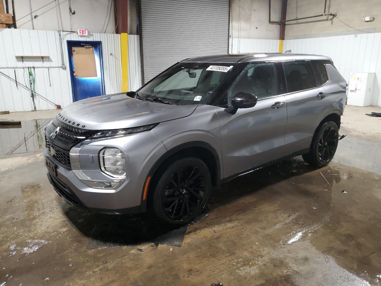 MITSUBISHI OUTLANDER 2022