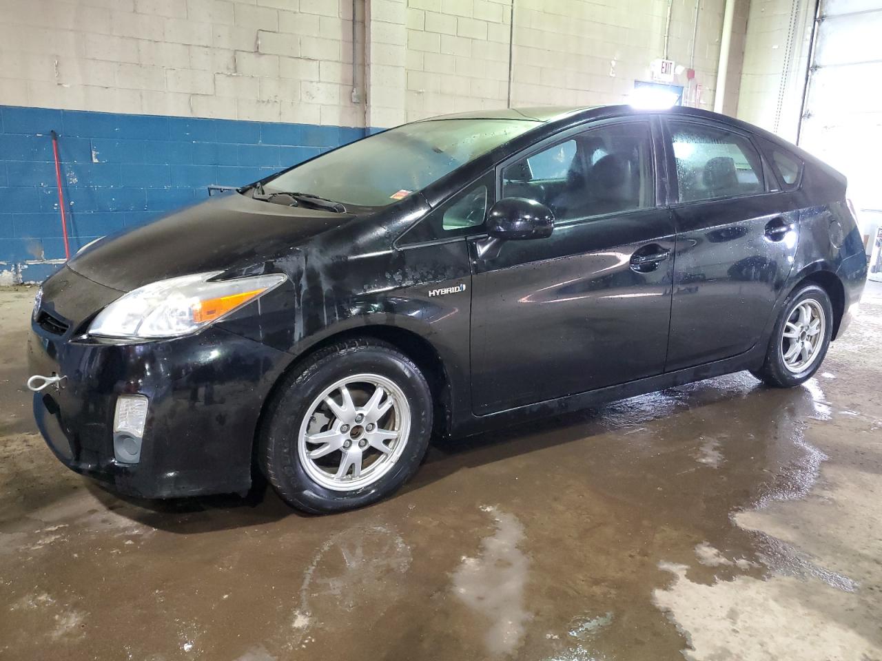 TOYOTA PRIUS 2011