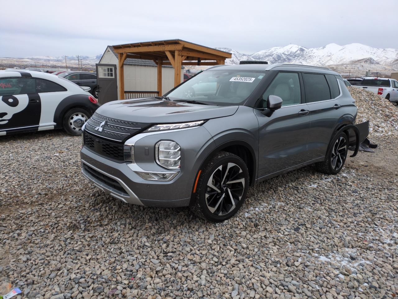 MITSUBISHI OUTLANDER 2023