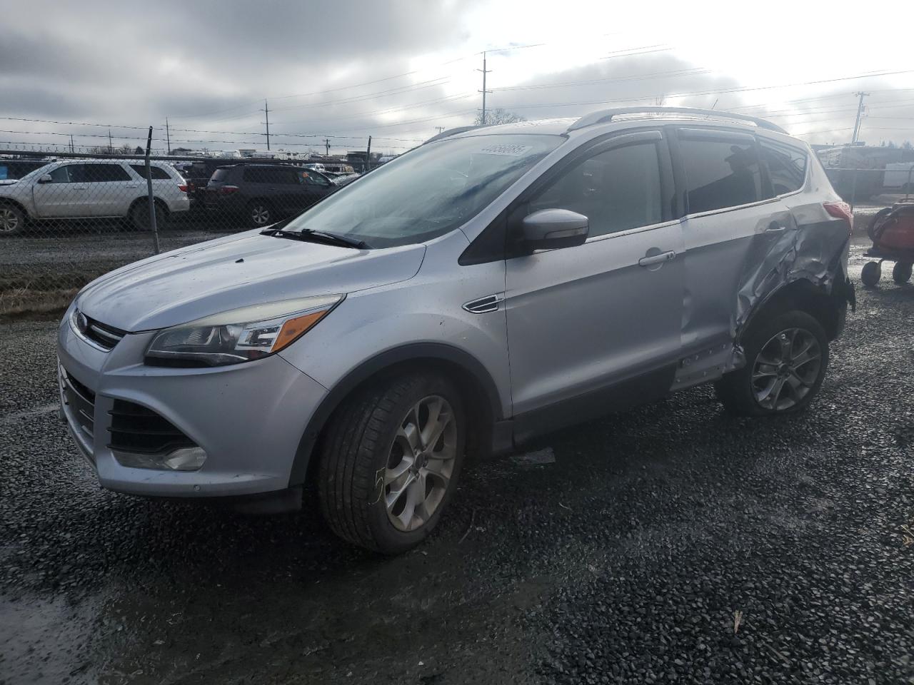 FORD ESCAPE TIT 2016