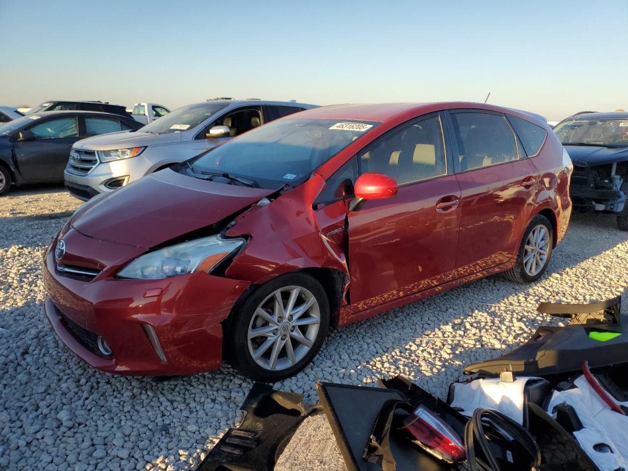 TOYOTA PRIUS V 2012