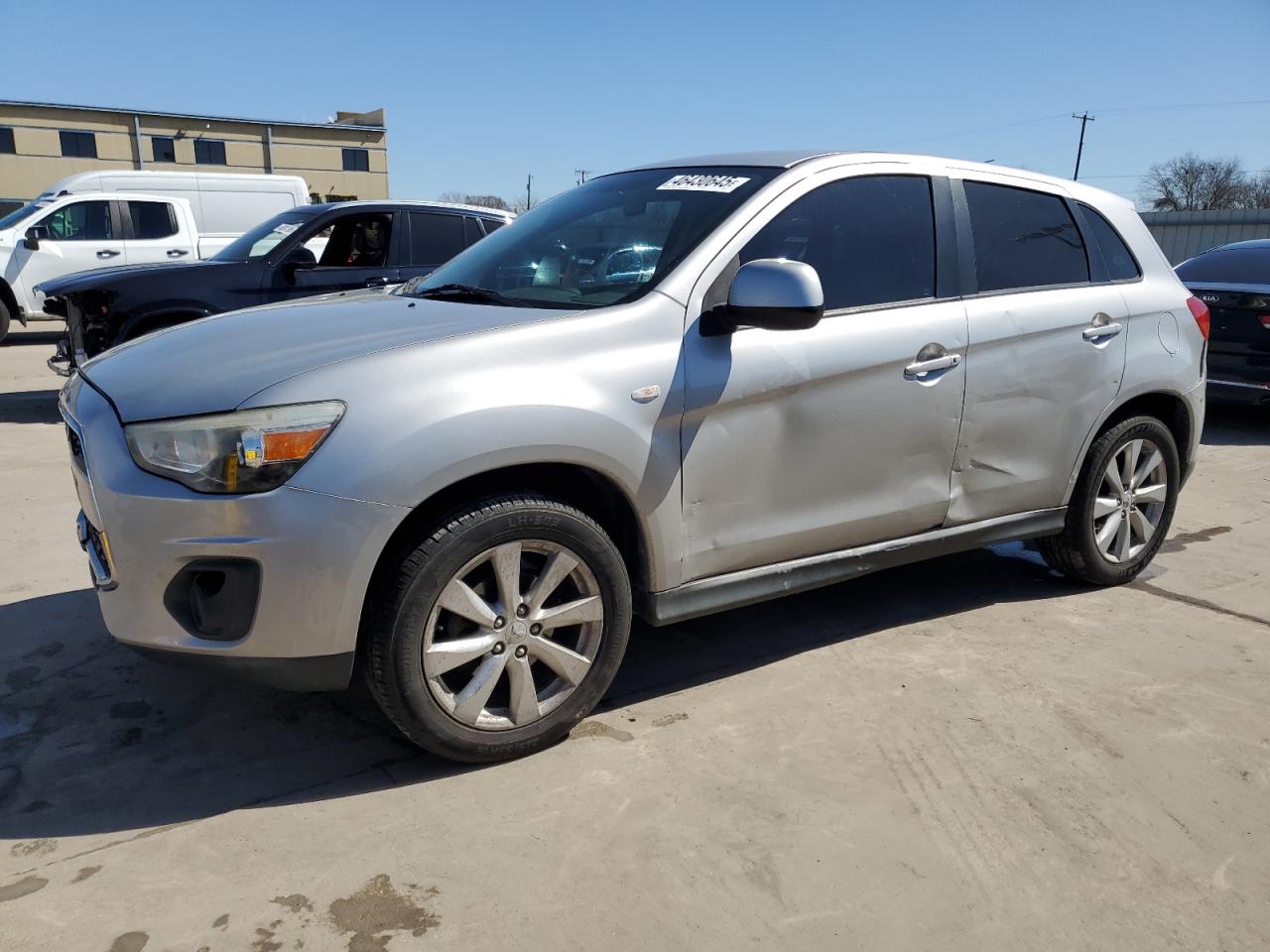 MITSUBISHI OUTLANDER 2014
