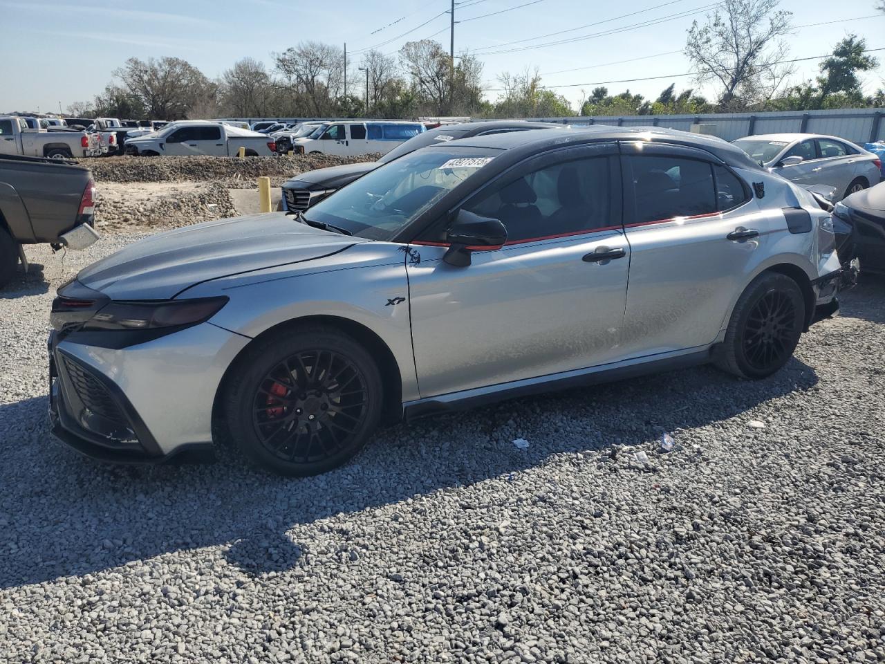 TOYOTA CAMRY SE N 2024