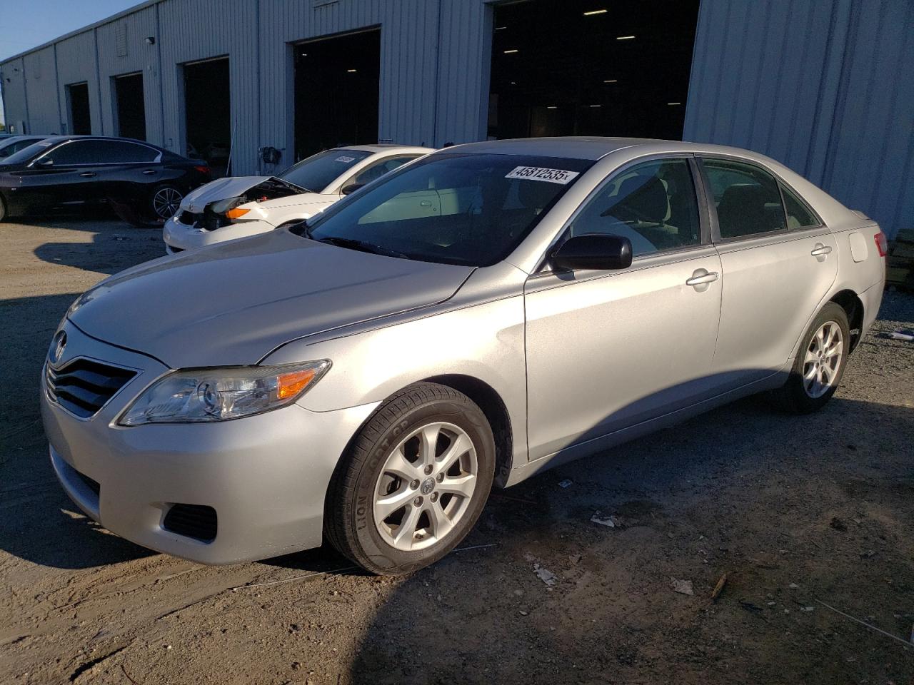 TOYOTA CAMRY BASE 2011