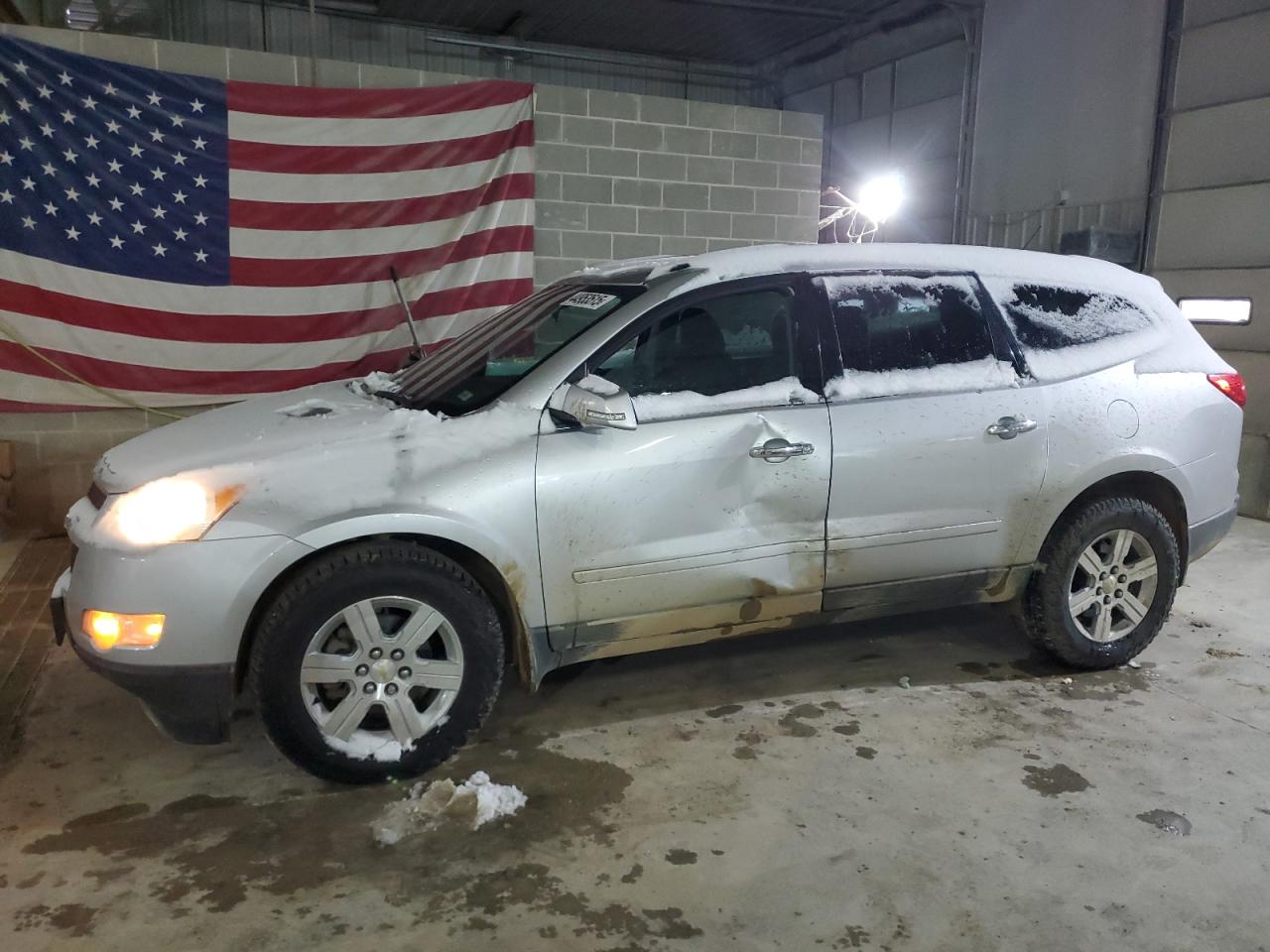 CHEVROLET TRAVERSE L 2011