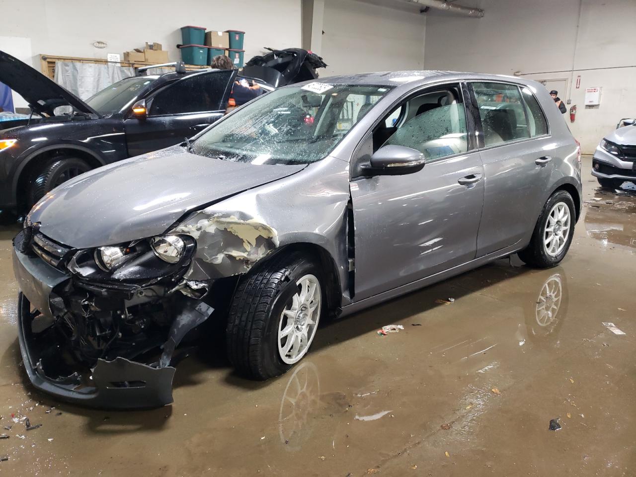 VOLKSWAGEN GOLF 2013